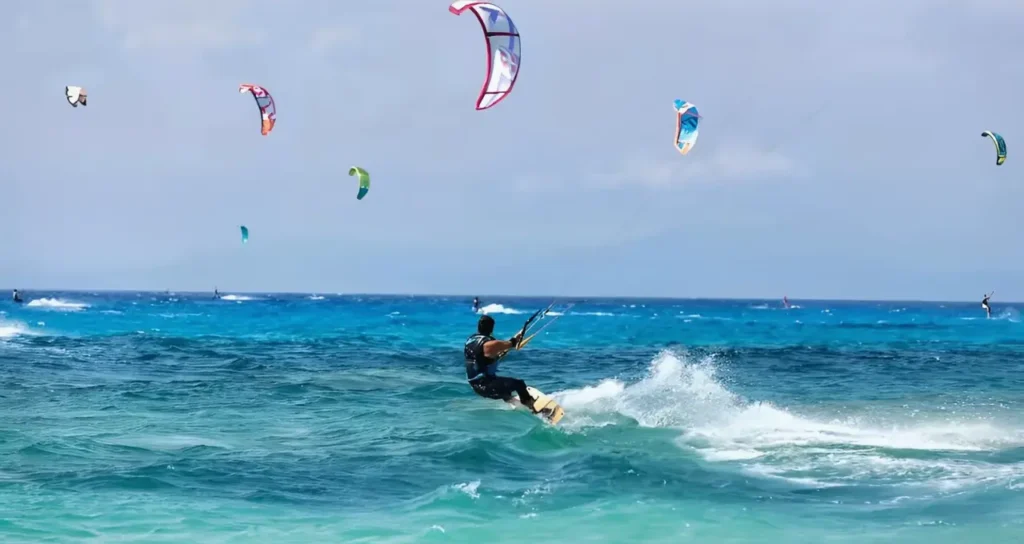 How much does a beginner kiteboard cost?