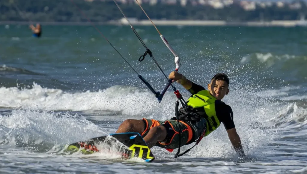 Choosing The Spot With The Best Wind Directions For Kiteboarding
