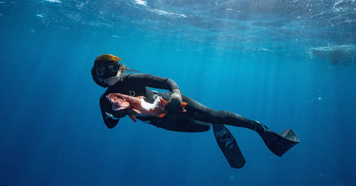 Is Spearfishing Dangerous? [How Can It Be Done Safely?]